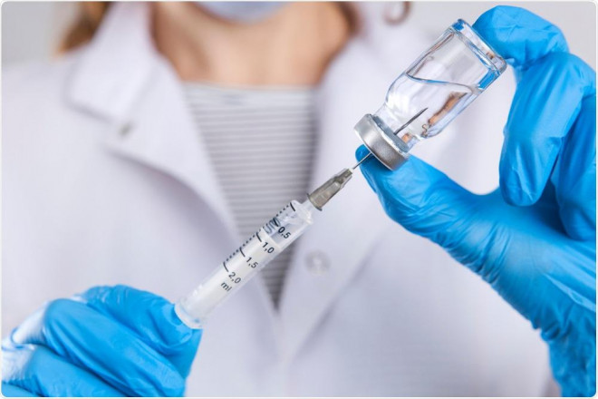 2 trường hợp bắt buộc phải trì hoãn tiêm vắc-xin COVID-19