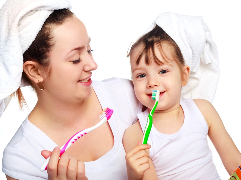 Chăm sóc sức khỏe răng miệng trẻ nhỏ