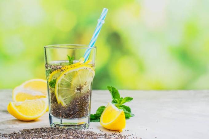 Lợi ích khi uống nước hạt chia thêm chanh, mật ong trước bữa sáng